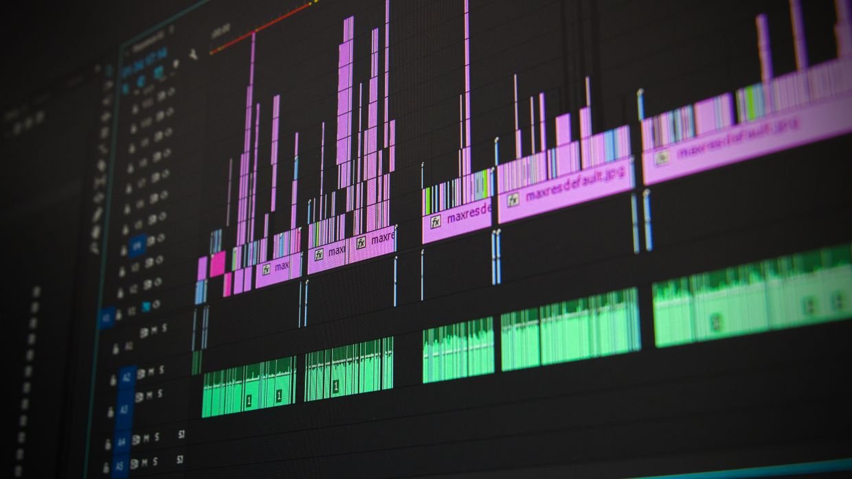 An audio waveform on an editing screen, since processing time depends on the audio.