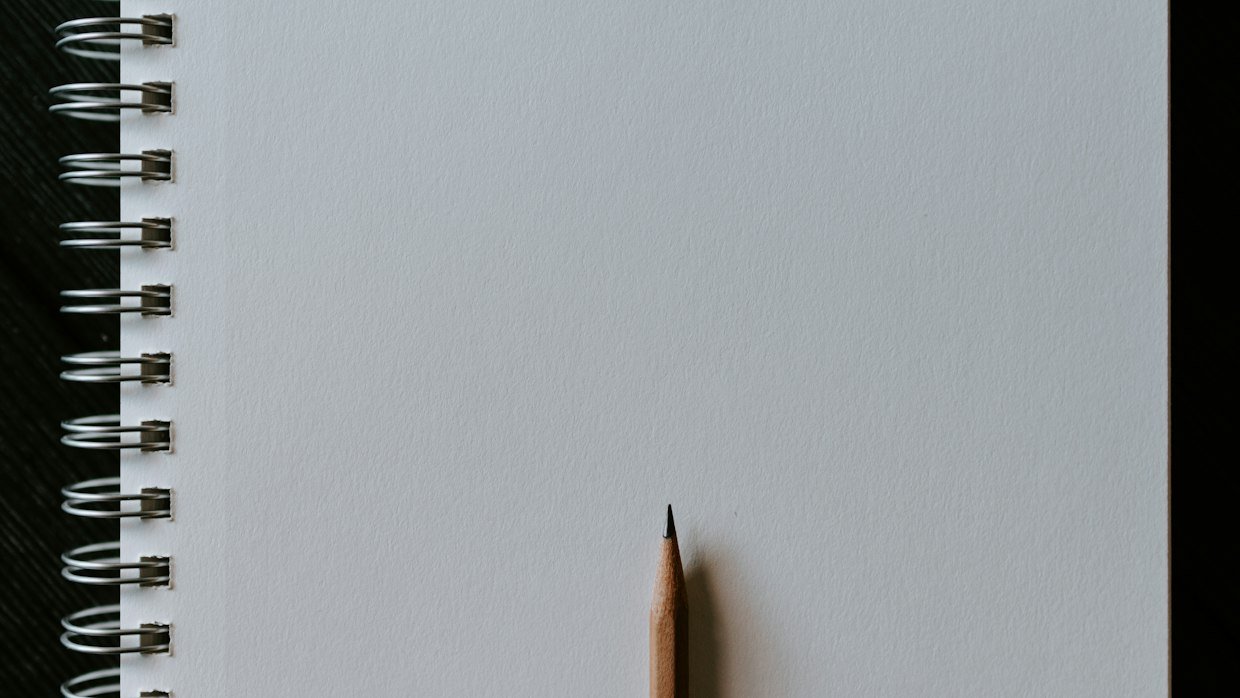 An empty notebook page, for a summarizer with no captions to read on a fresh upload.