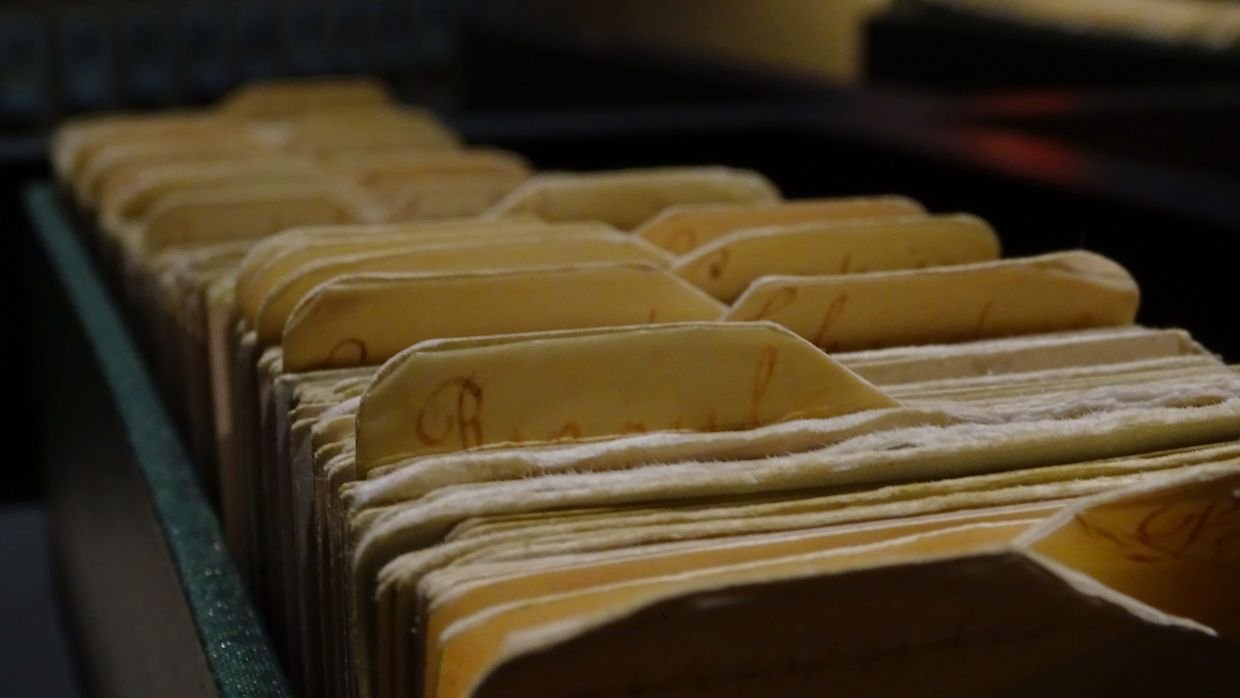 Labelled index cards, for the page properties that make video notes queryable.
